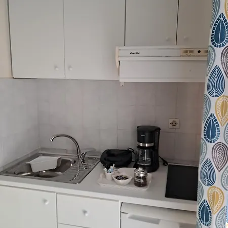 δημητρίου 3* Loutra Edipsou (Evia)